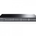 48-Port 10 / 100Mbps en rack switch